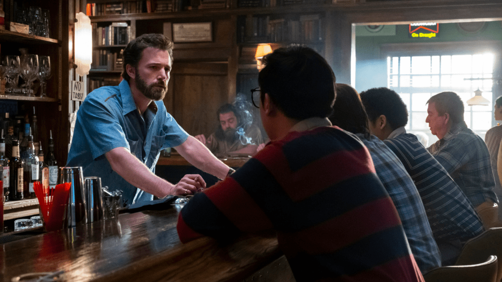 Critique « The Tender Bar (Le Bar de la tendresse) » (2022) : Mon Oncle Ben (Affleck) ! - ScreenTune