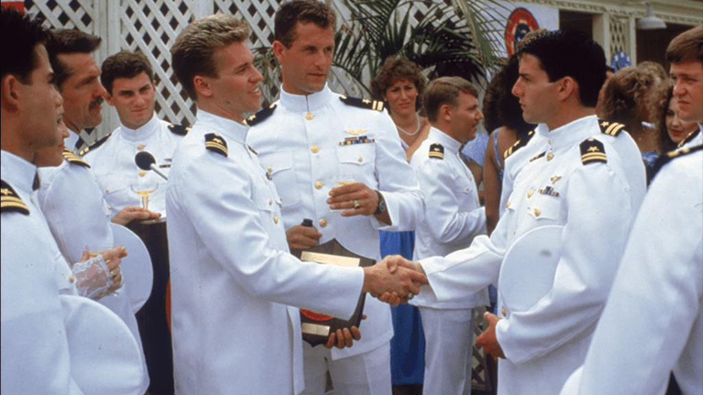 Critique « Top Gun » (1986) : Take my breath away ! - ScreenTune