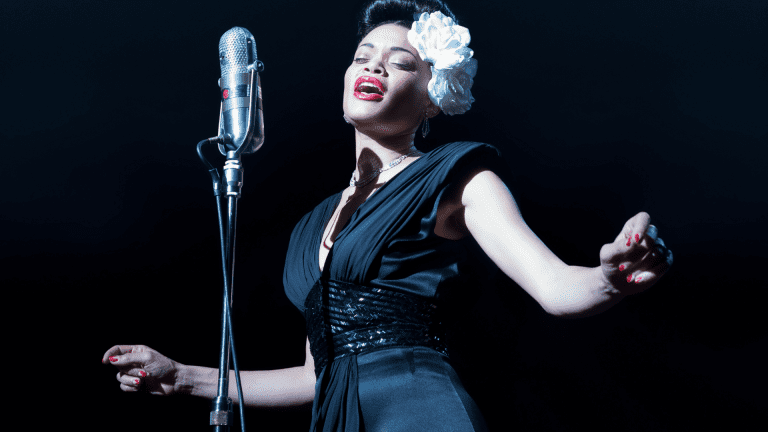 Critique « Billie Holiday : Une affaire d’état » (2021) : Les « étranges fruits » d’une icône du jazz. - ScreenTune