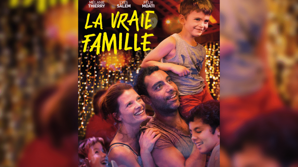 Critique « La Vraie Famille » (2022) : Chronique d’une déchirure familiale - ScreenTune