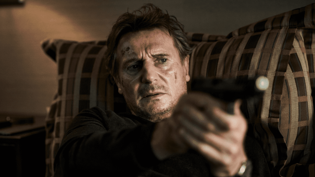 Critique « Blacklight » (2022)  : Liam Neeson s’occupe des méchants ! - ScreenTune