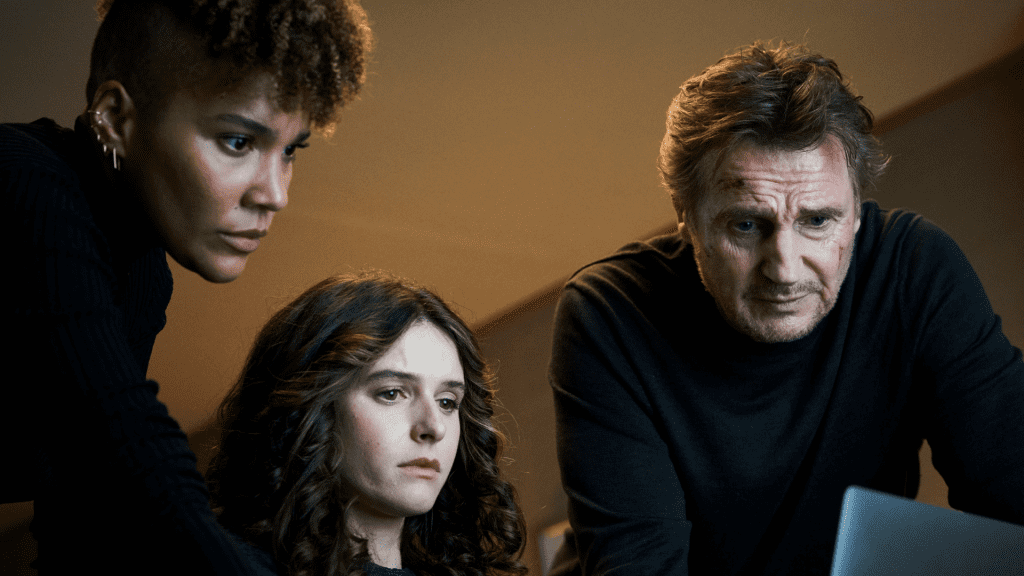 Critique « Blacklight » (2022)  : Liam Neeson s’occupe des méchants ! - ScreenTune