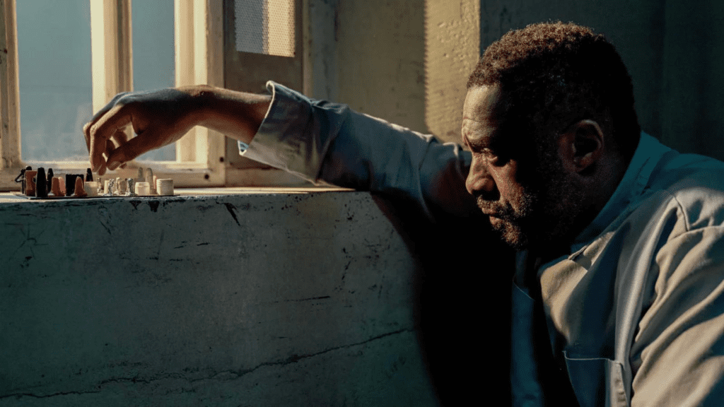 Critique « Luther : Soleil déchu » (2023) : Luther ! Never say never again ! - ScreenTune